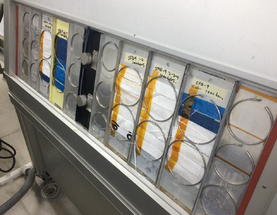 フレキシブルコンテナ 耐候性試験 - 三洋貿易株式会社 科学機器部
